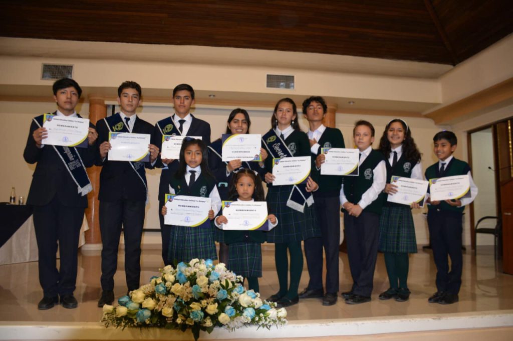 Vida institucional de La Victoria: Excelencia académica