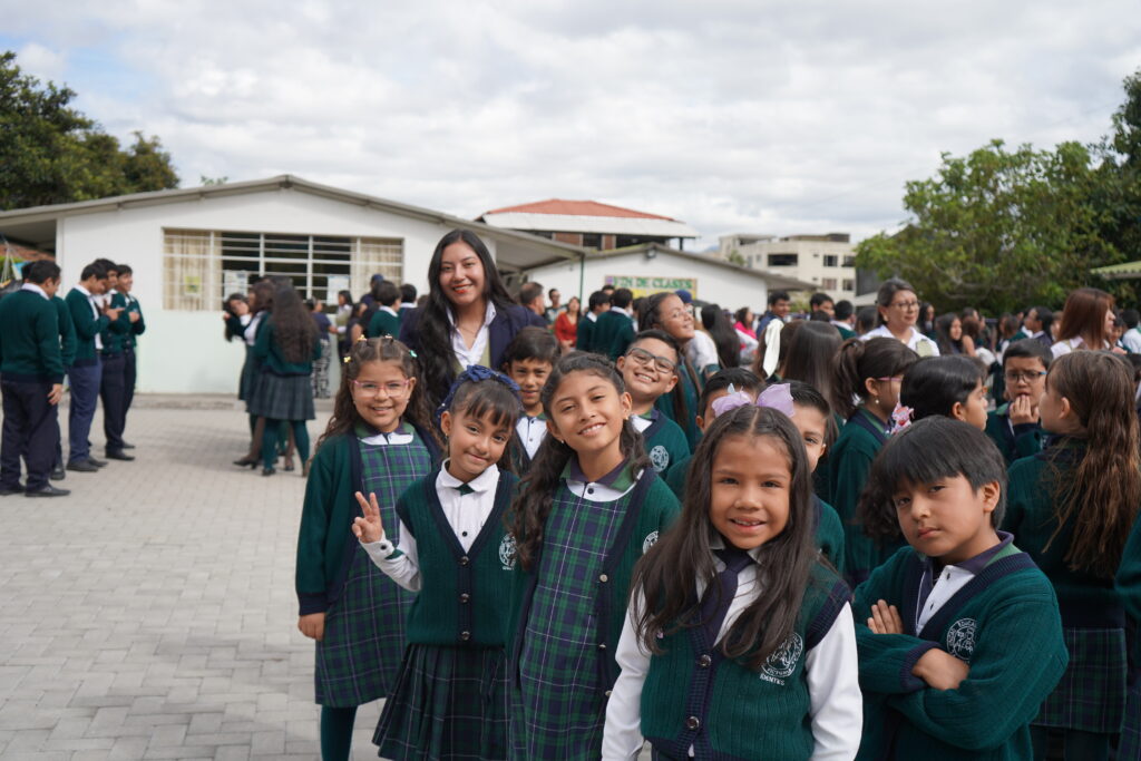 Una comunidad que educa con sentido y trascendencia
